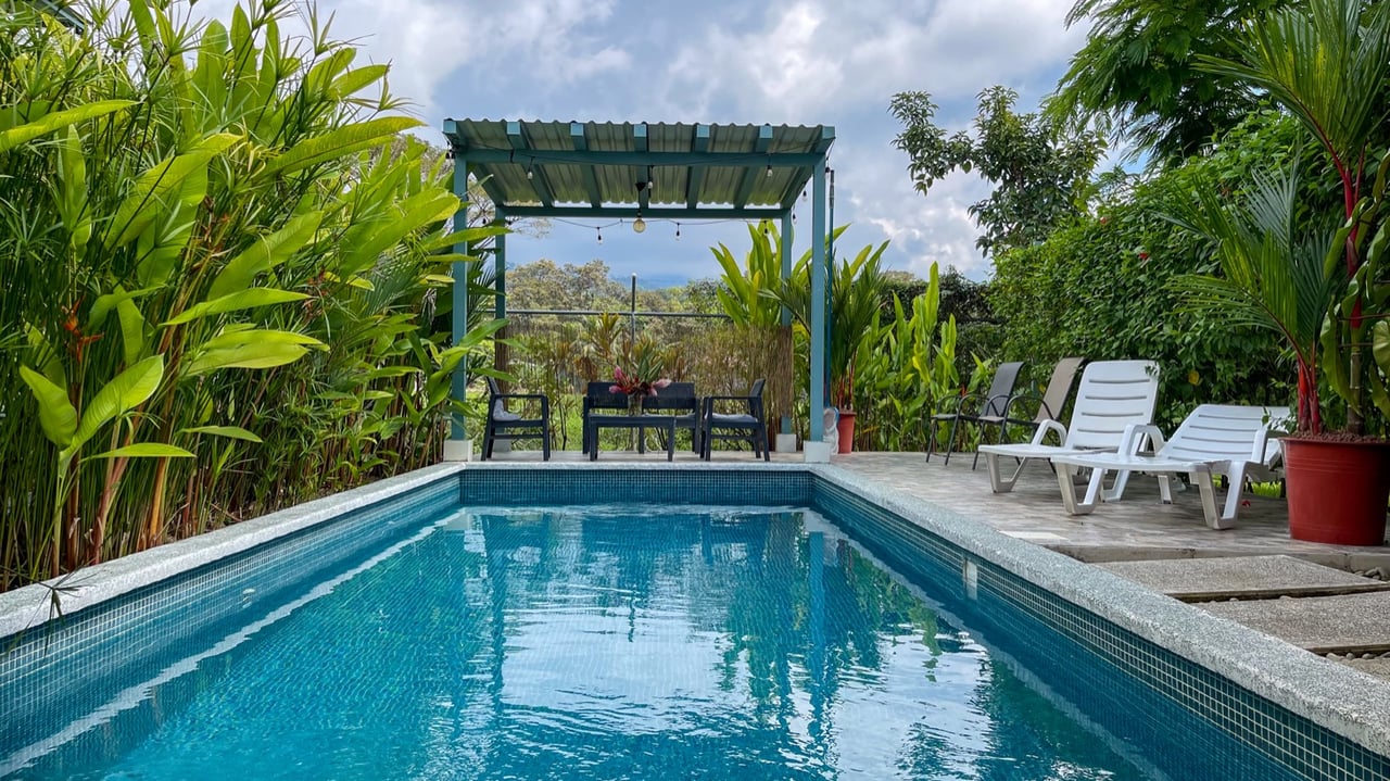 Investment Opportunity! Eco-Friendly Rental Property Near Playa Chaman and Playa Colonia
