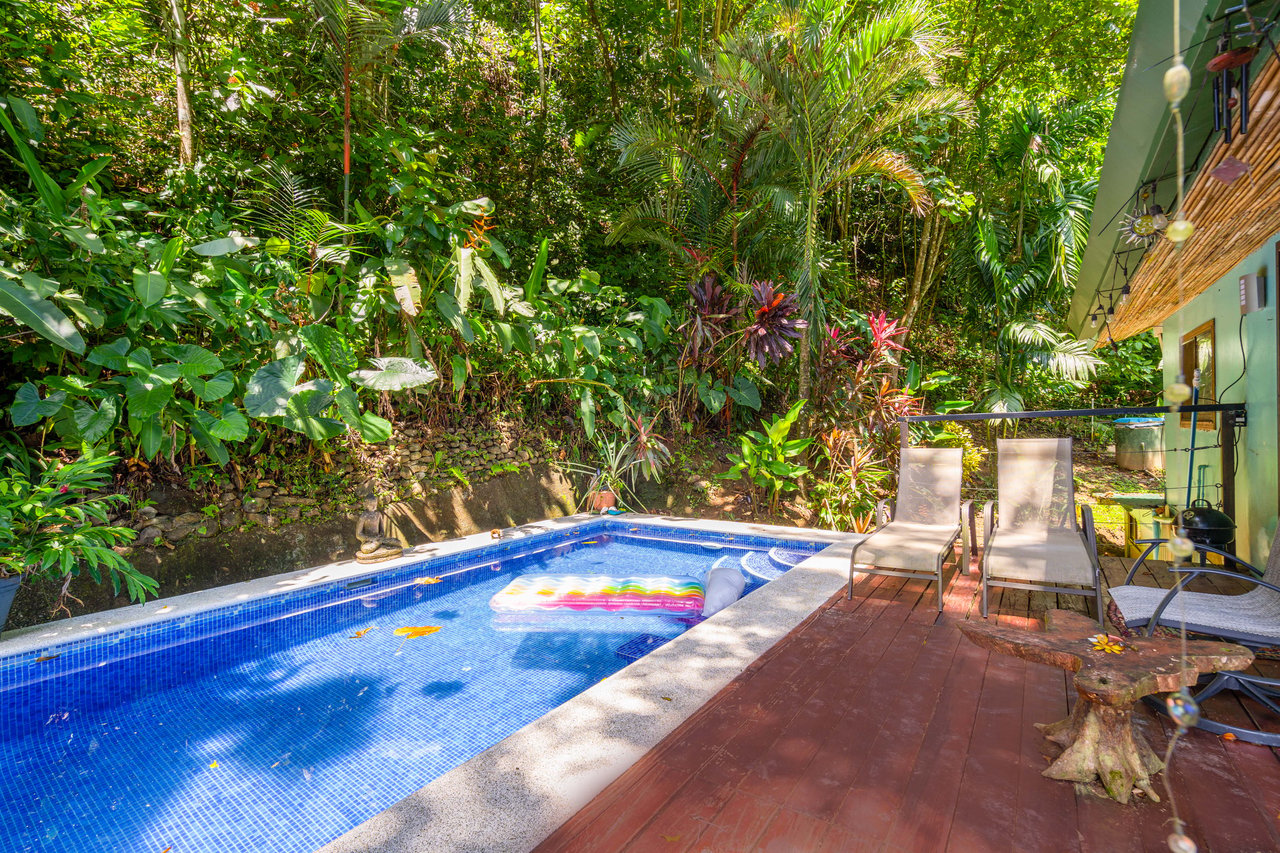0.15 ACRES – 2 Bedroom Artistic River Home In The Rainforest!!!