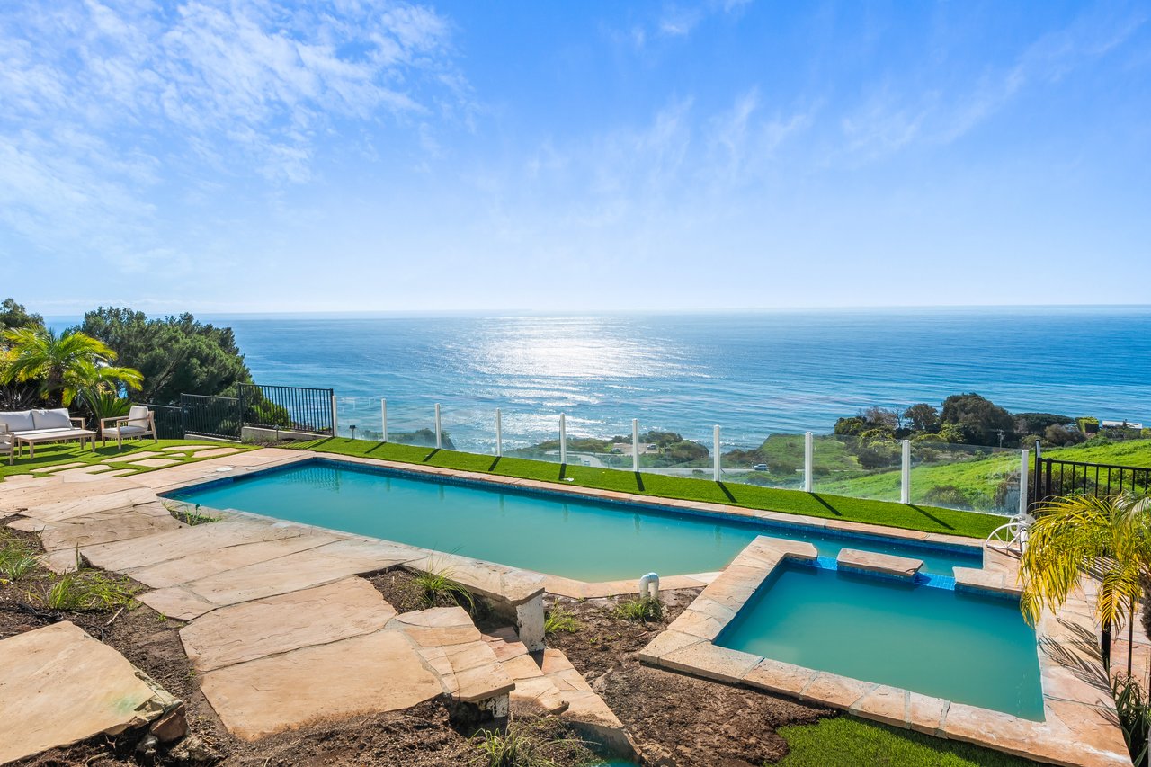 Casa Bianca by Oraklus