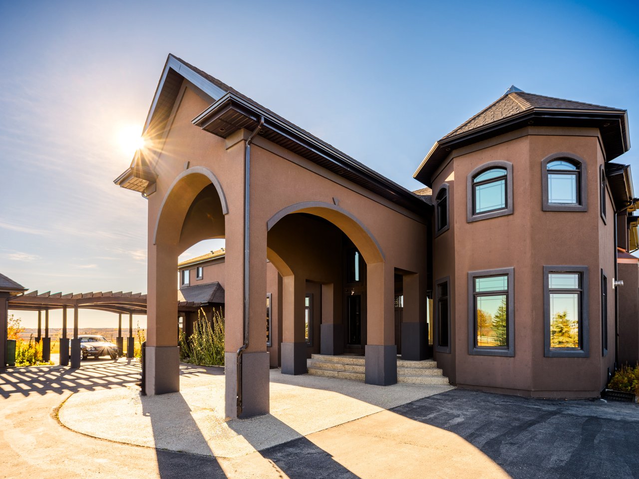 Private Bearspaw Estate Home