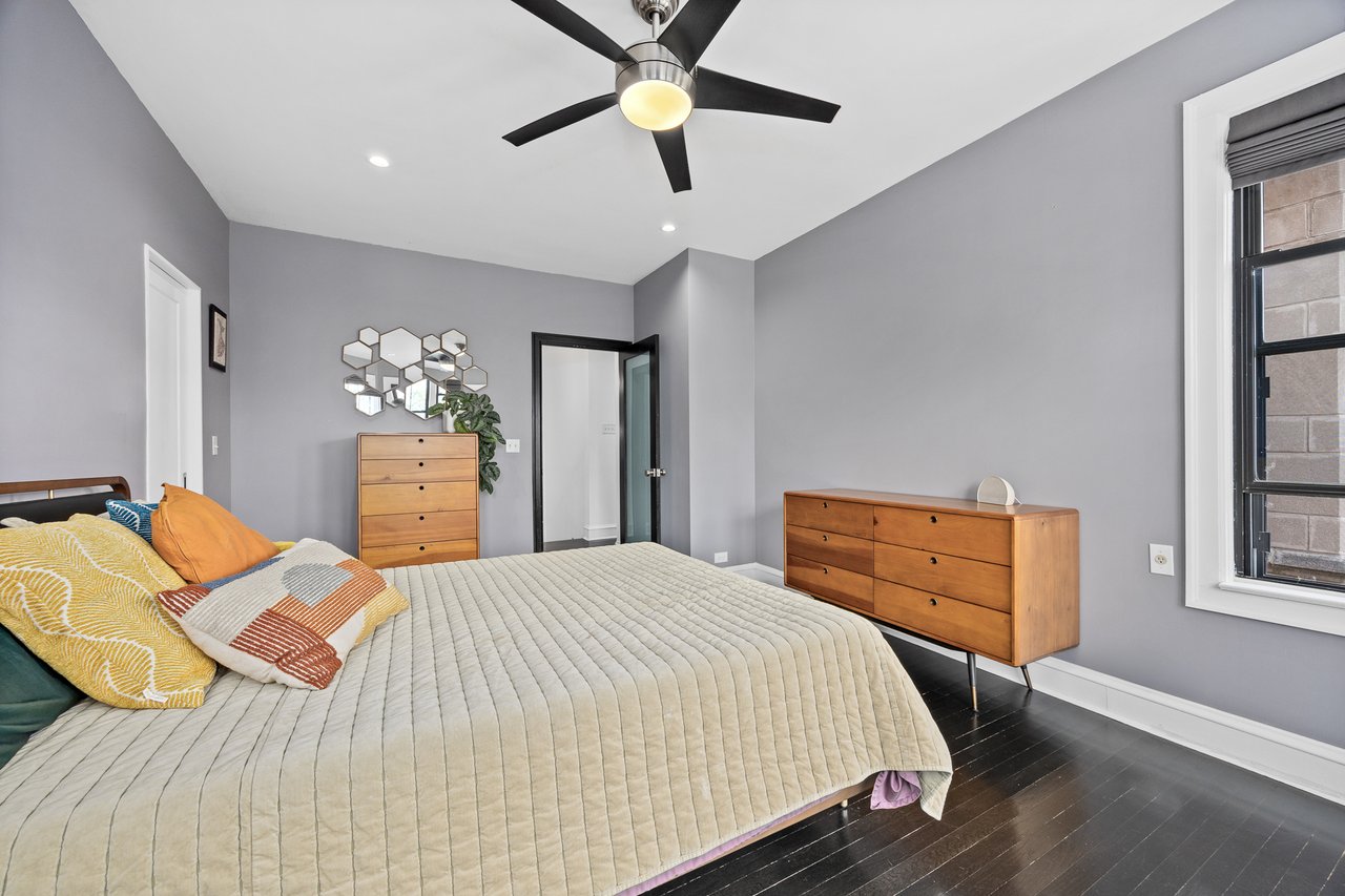 7631 N Eastlake Terrace Unit: 2A-3A