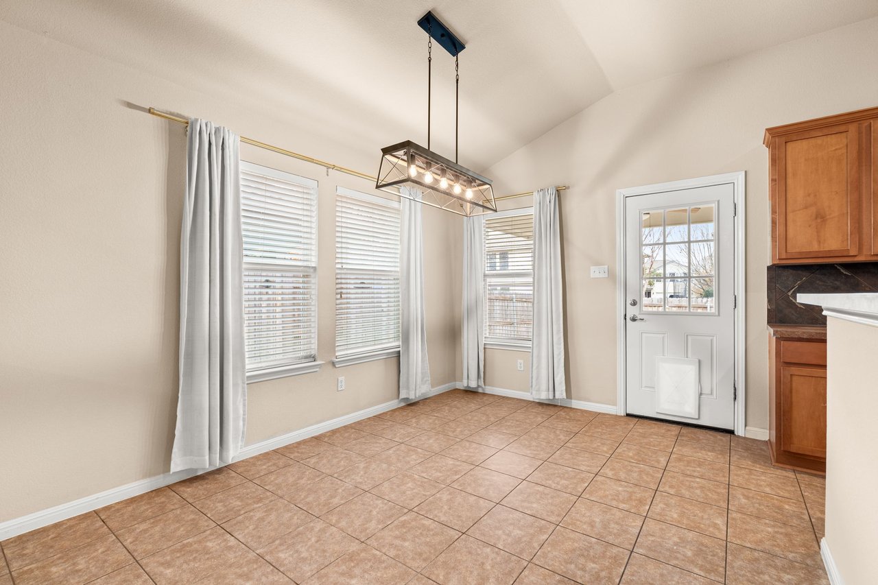 226 Fresno Springs