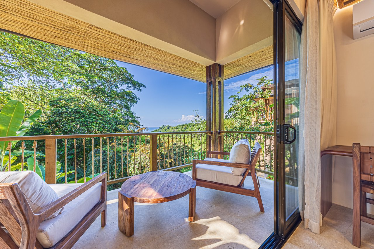 Luxury Hotel Boutique with Ocean Views | Walking distance to the beach | 13.2 Acres