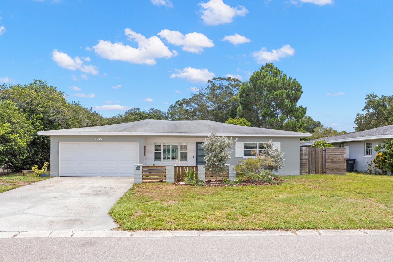 805 Wellington Dr 
