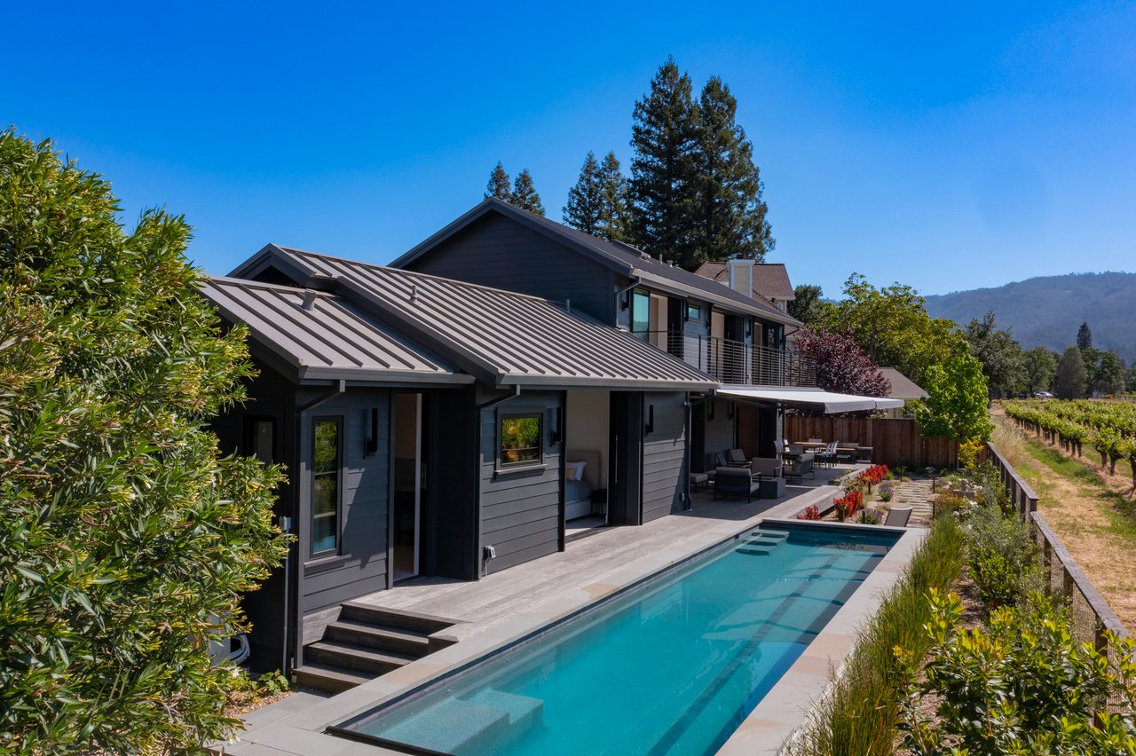 Contemporary Grove