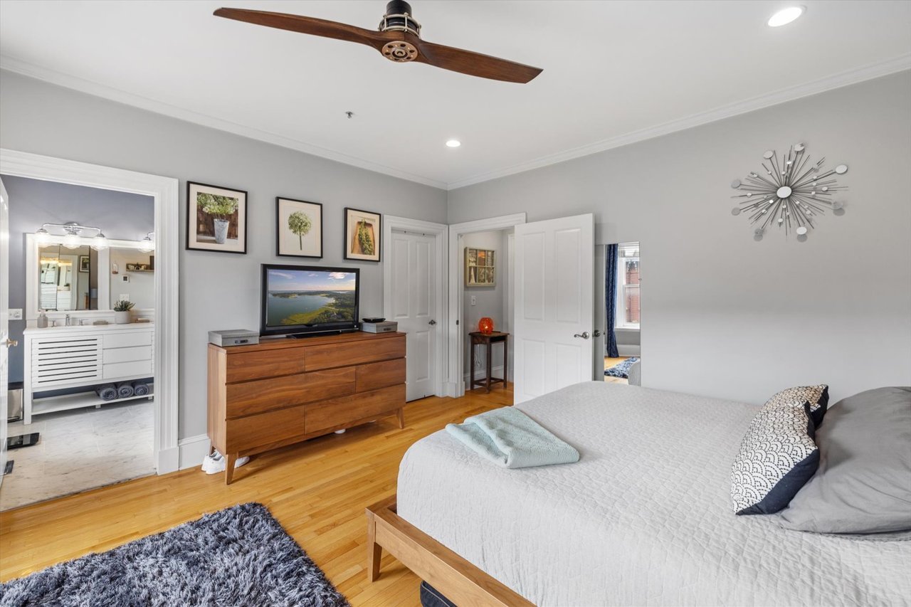 578 Massachusetts Ave Unit 3