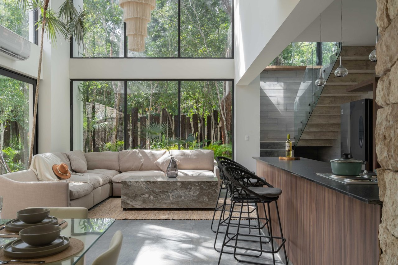 Villa 11  |  4 Bedroom with Large  Pool  in 12 O’Clock Tulum