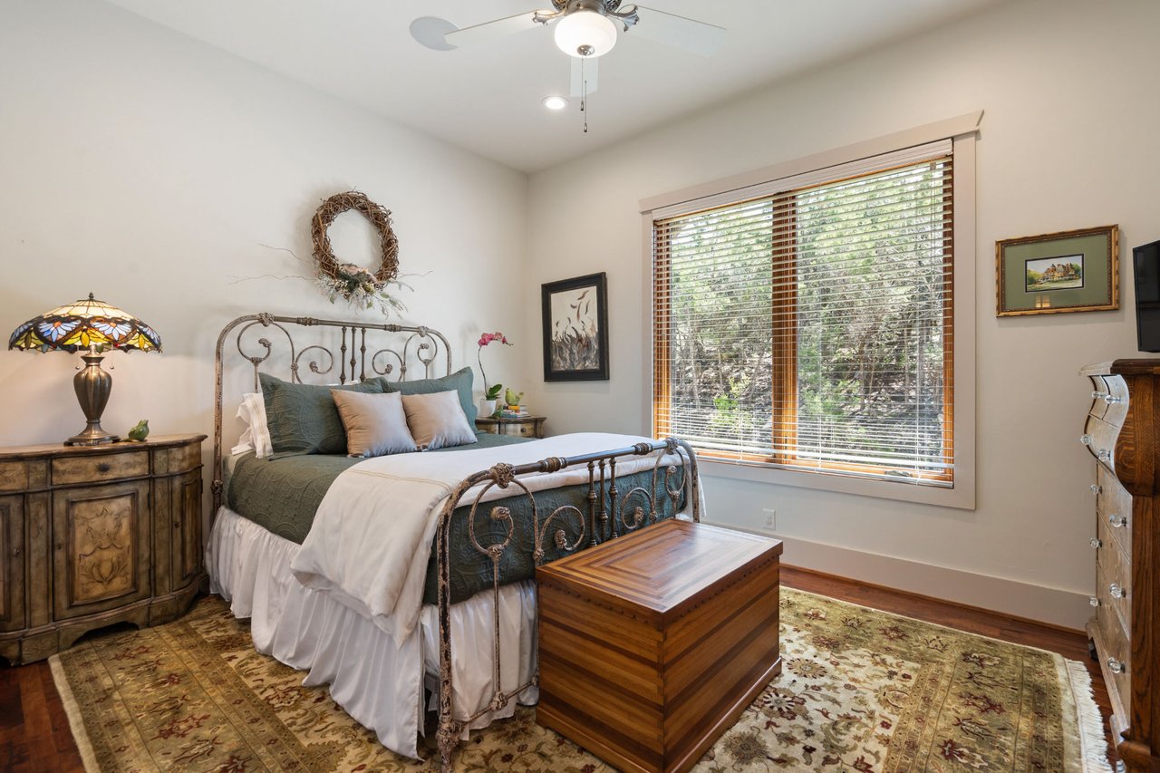 9200 Stallion Drive