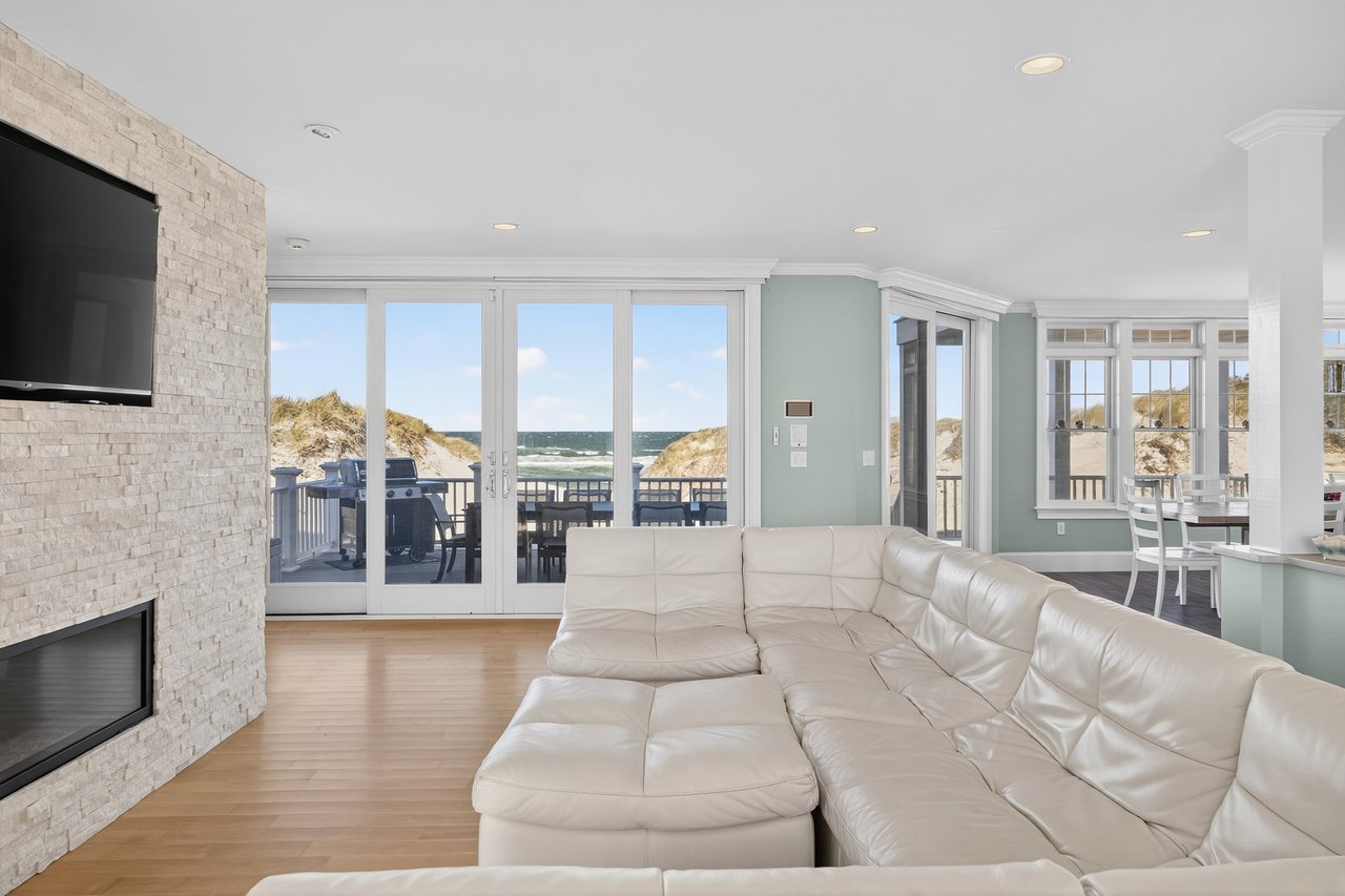 Private Beachfront Residence on Cape Cod Bay