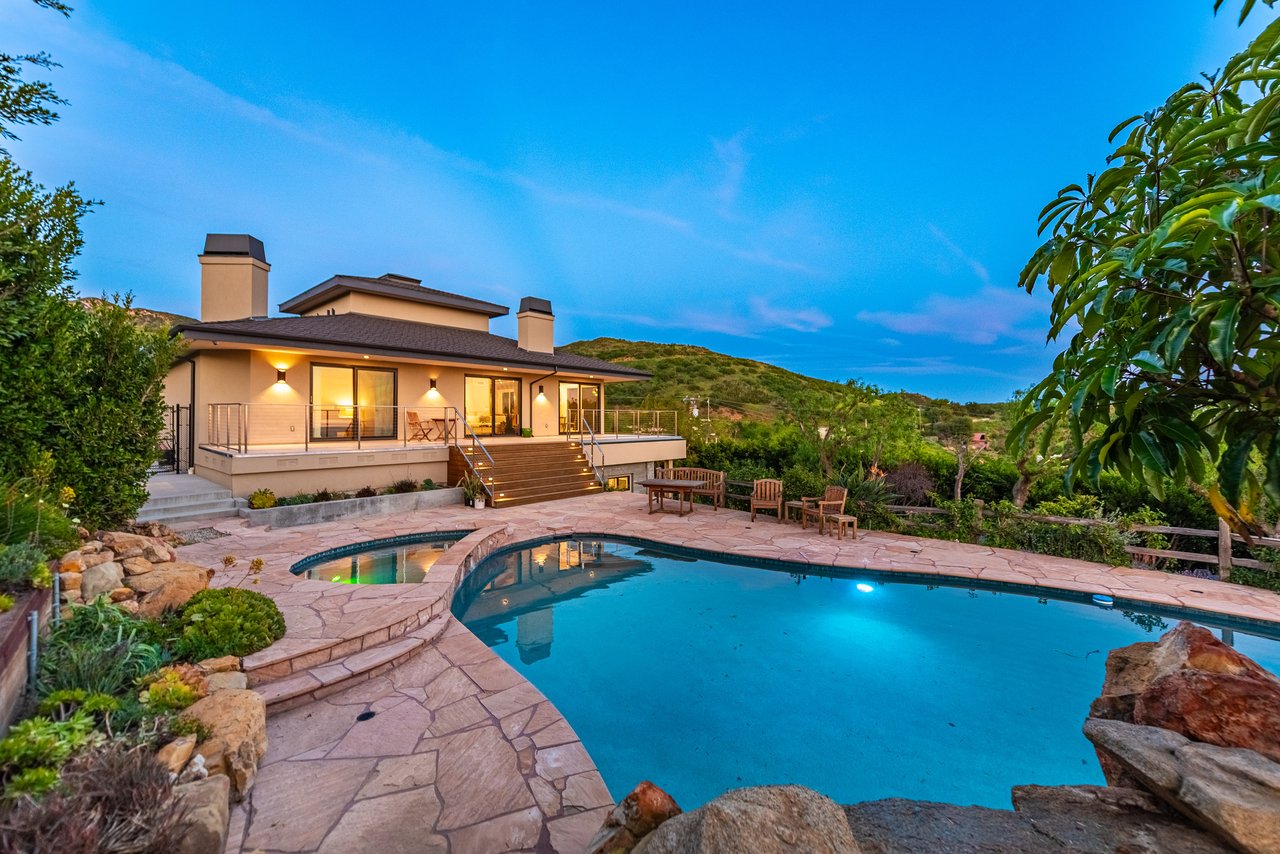 27008 Old Chimney Rd