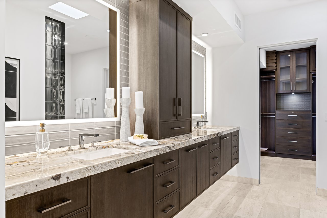 40041 N 111TH Place 44