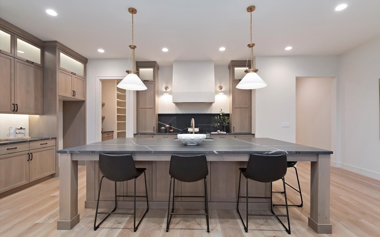 Modern Prairie Style Home in Serene Star, Idaho