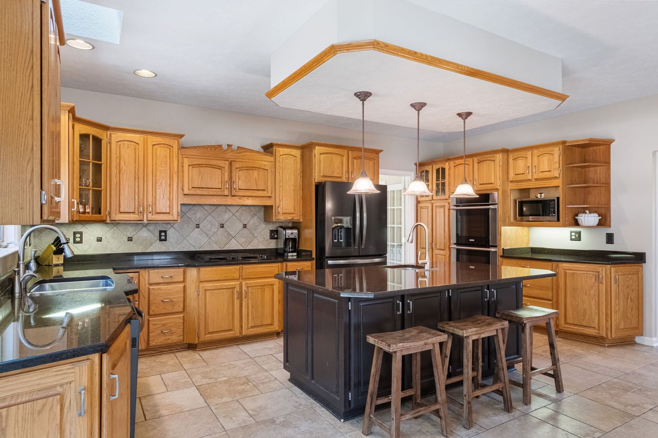 913 Highlander Circle