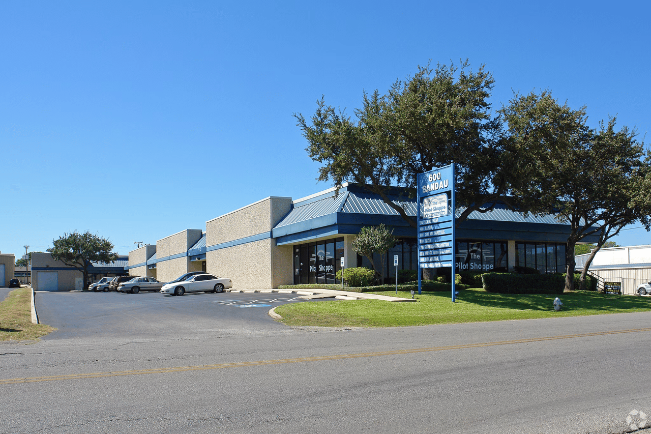 600 Sandau Rd