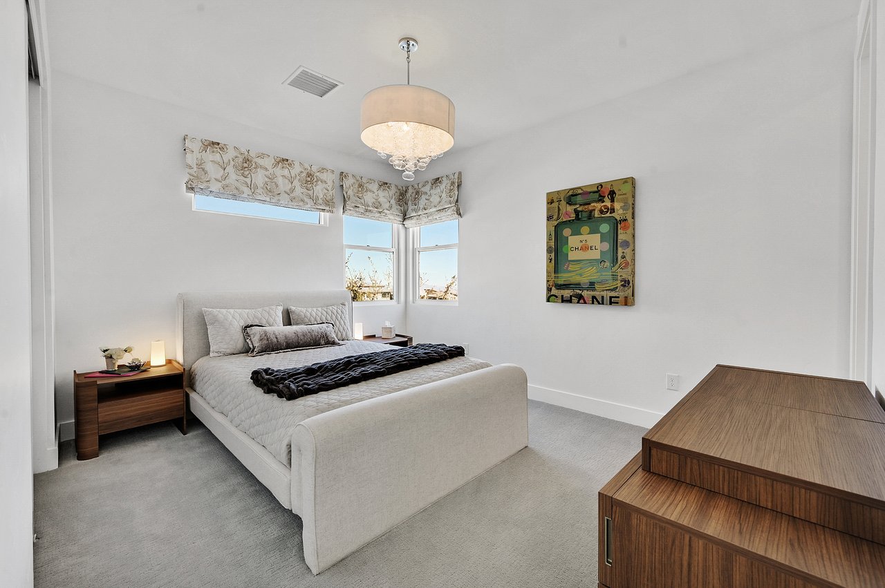 12070 Granite Canyon