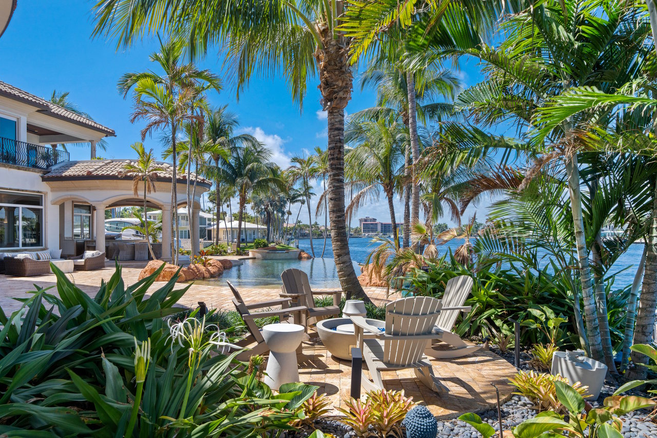 2593 SE 8th St, Pompano Beach, FL 33062