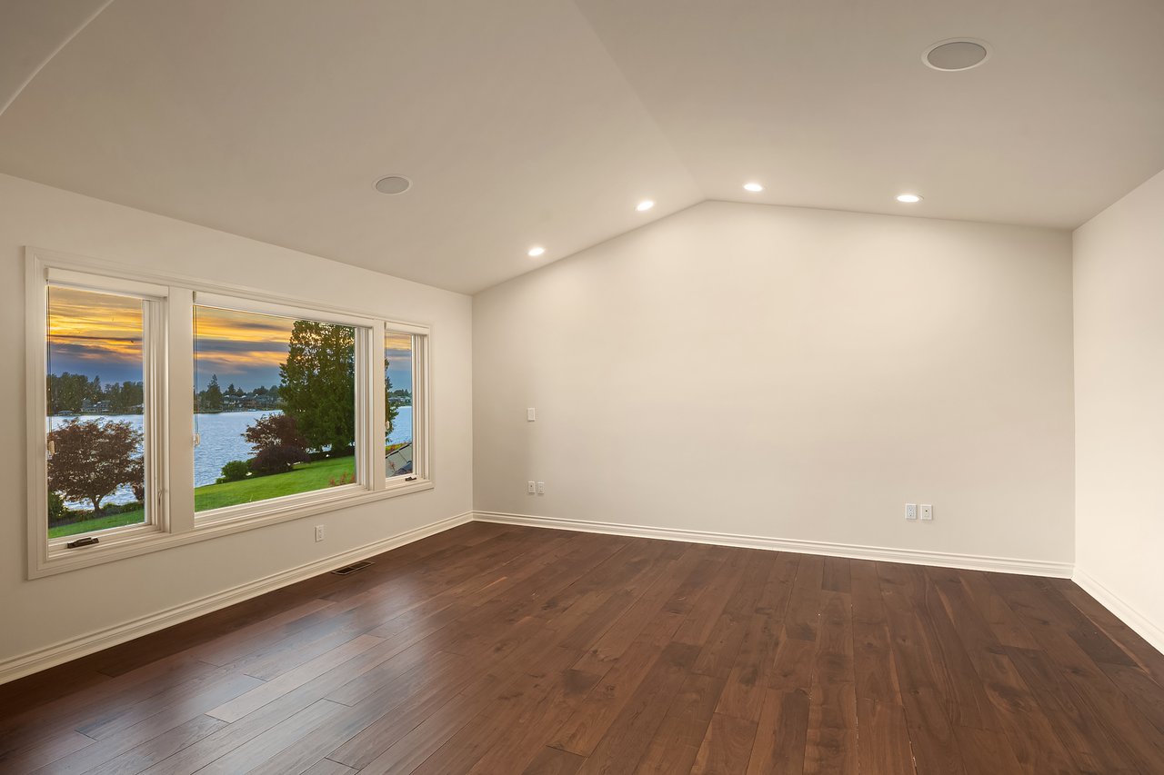 Legacy Snag Island Estate