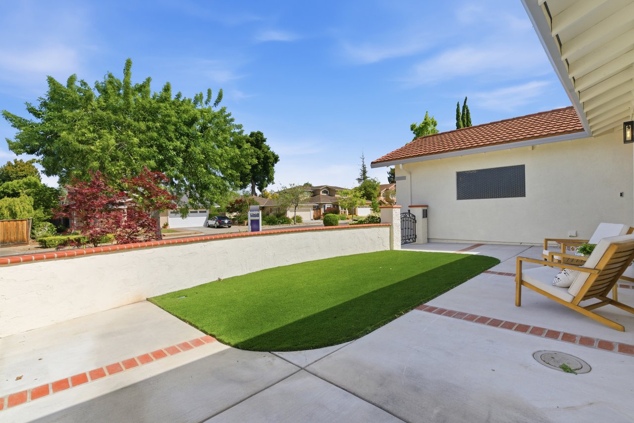 1547 Grackle Way
