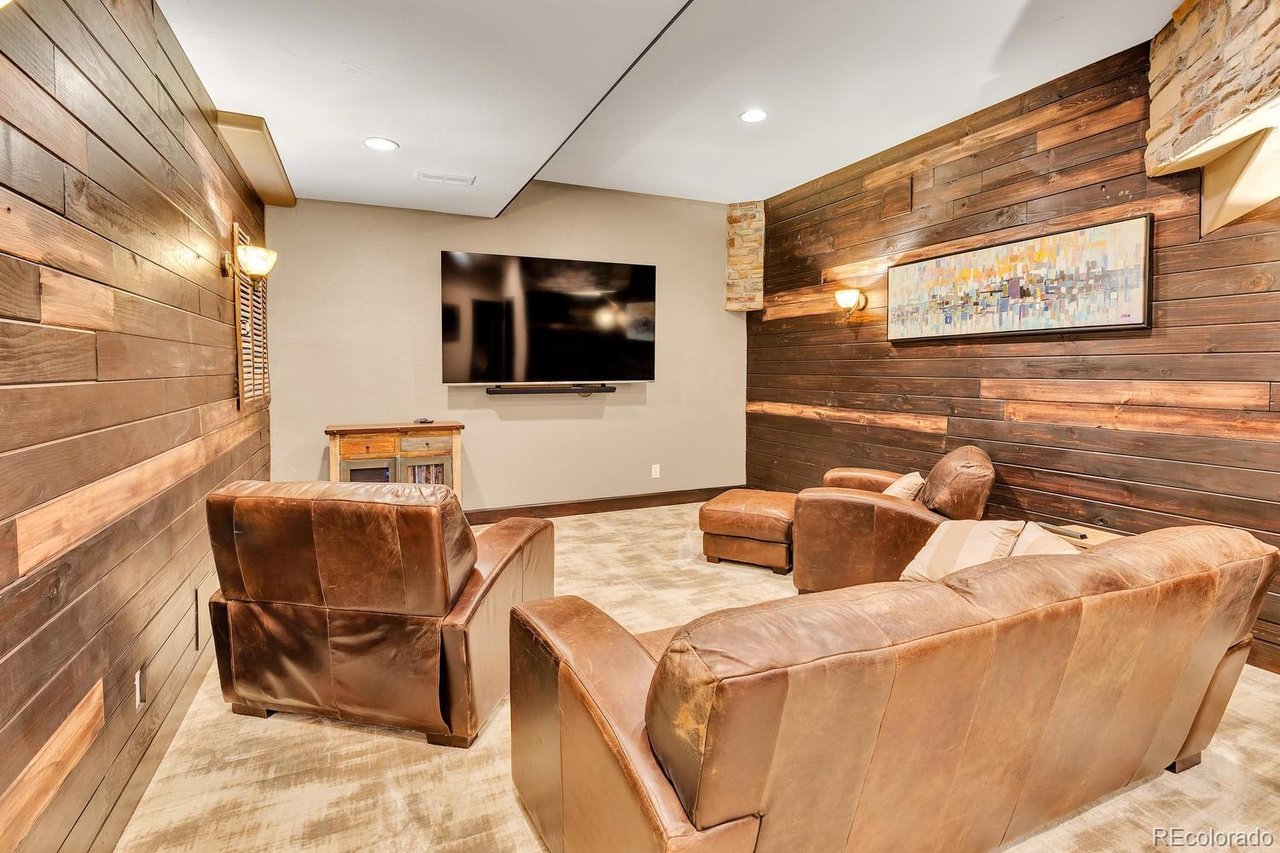 6658 Old Ranch Trl