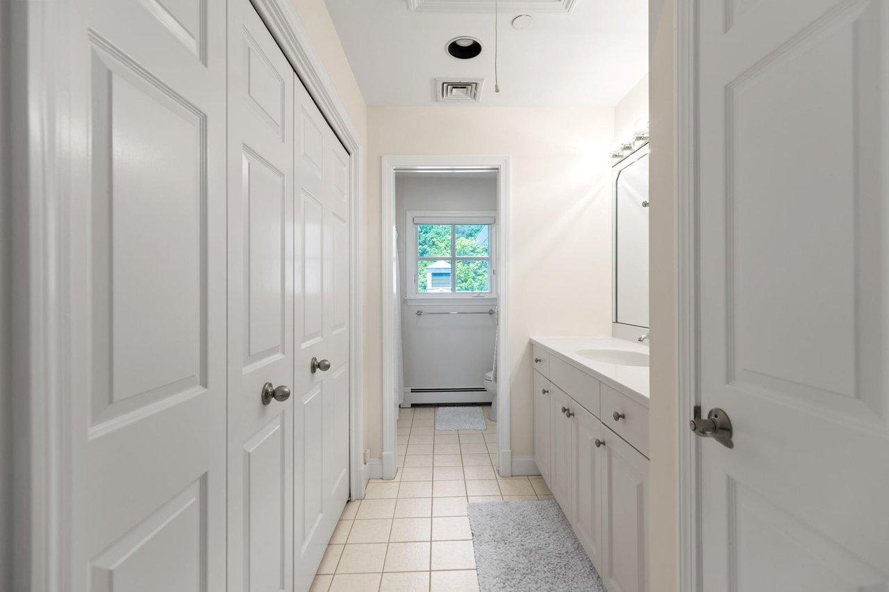 16 Atlantic Drive, Unit #: 16