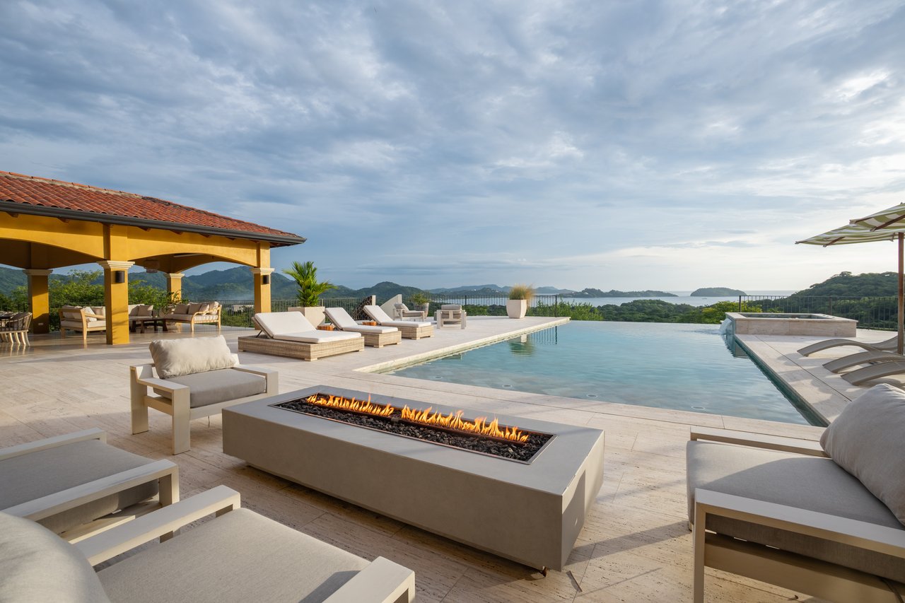 Casa Loro - Luxury Estate