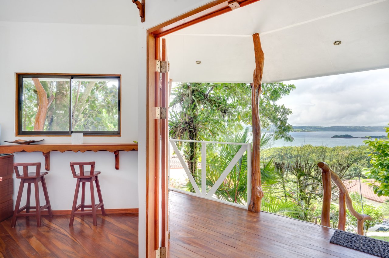 Casa Blanca | Multi-Villa Estate with Lake Views - Nuevo Arenal