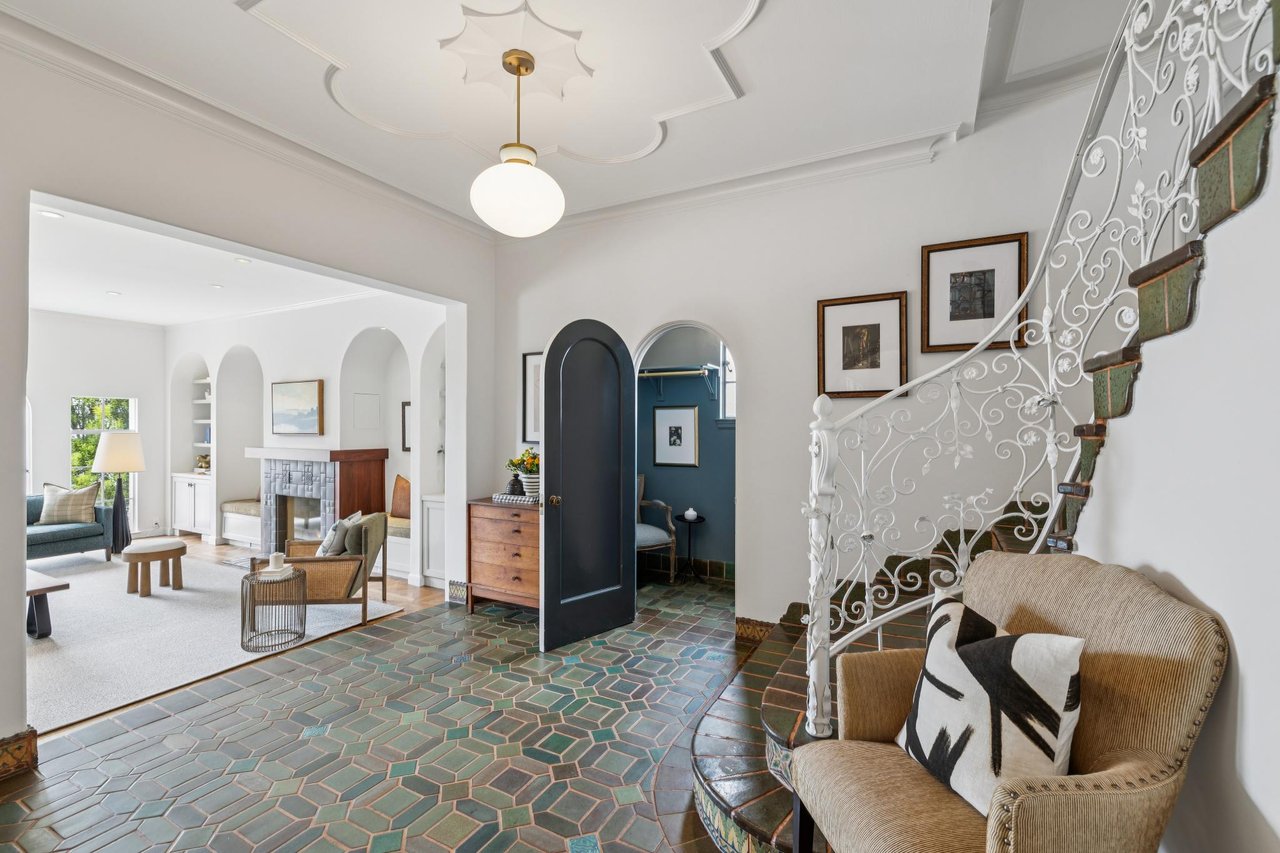 Historic Marina Boulevard Property with Stunning Views