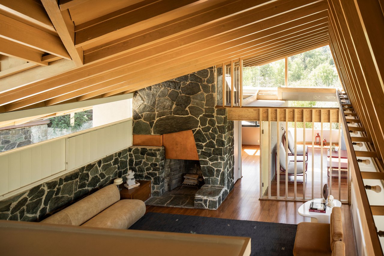 The Van Dekker House, Master architect R. M. Schindler