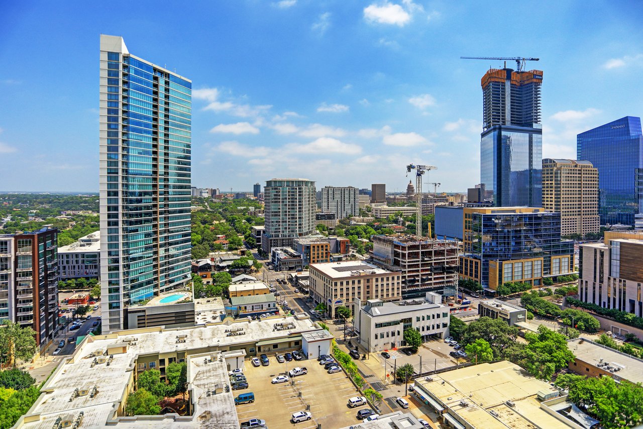301 West Ave #2104