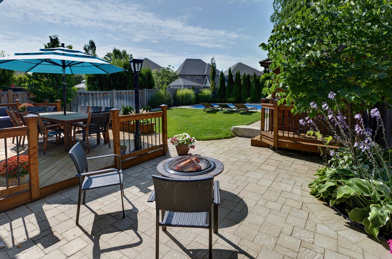 2316 Hall Manor Dr