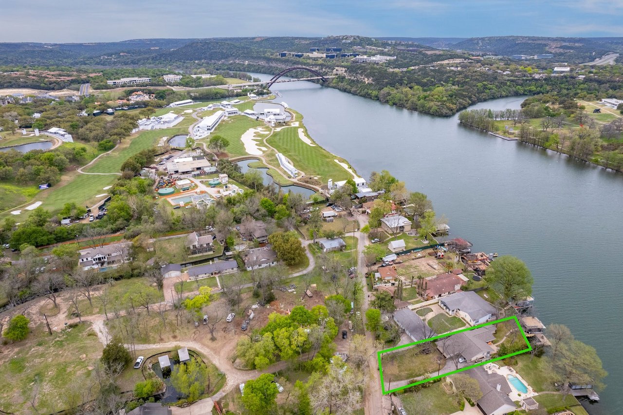Westlake Waterfront Bungalow