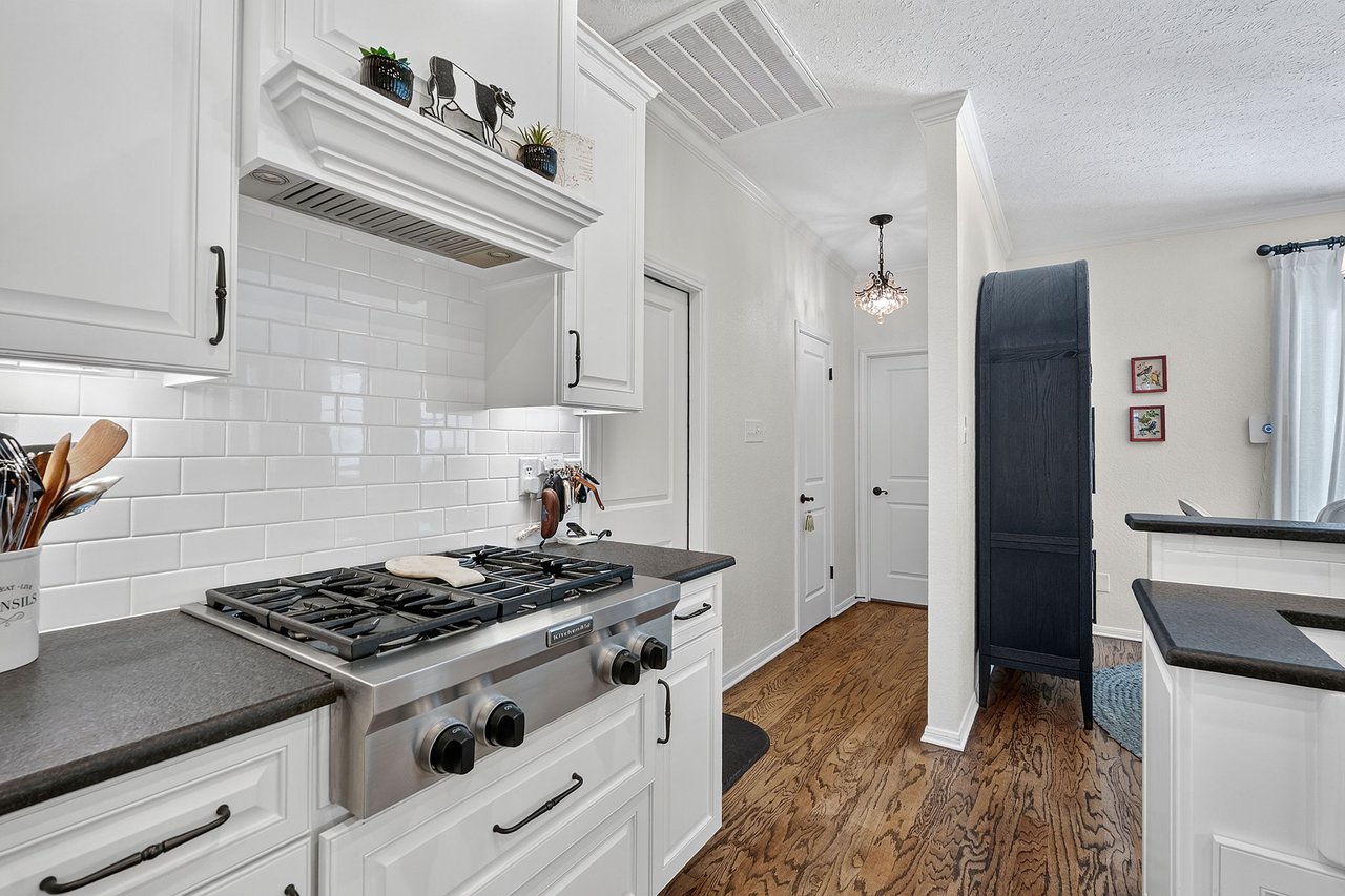 262 E Ridgwood 