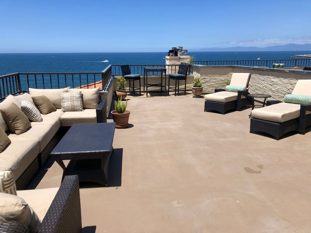 555 Esplanade # 517, Redondo Beach 90277
