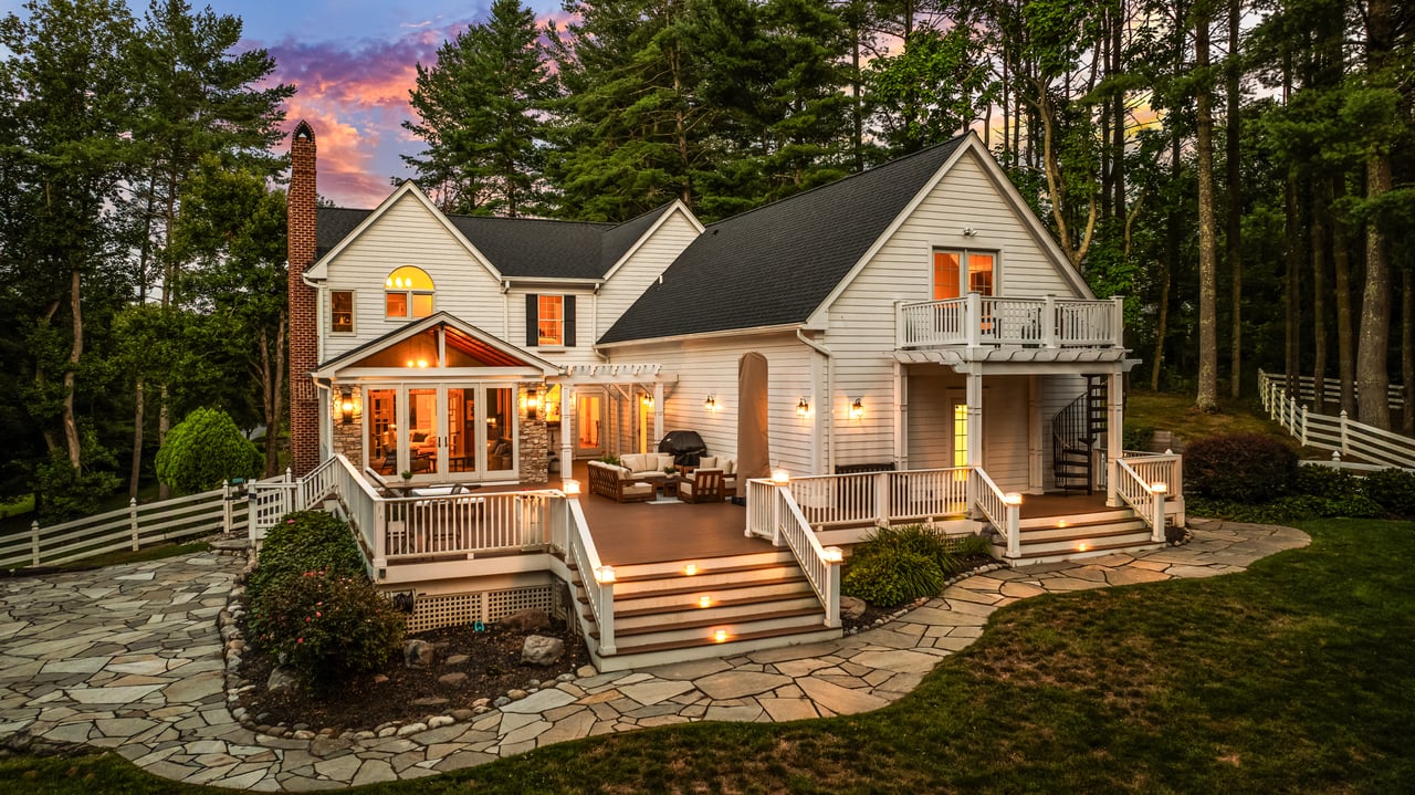 Waterford Colonial