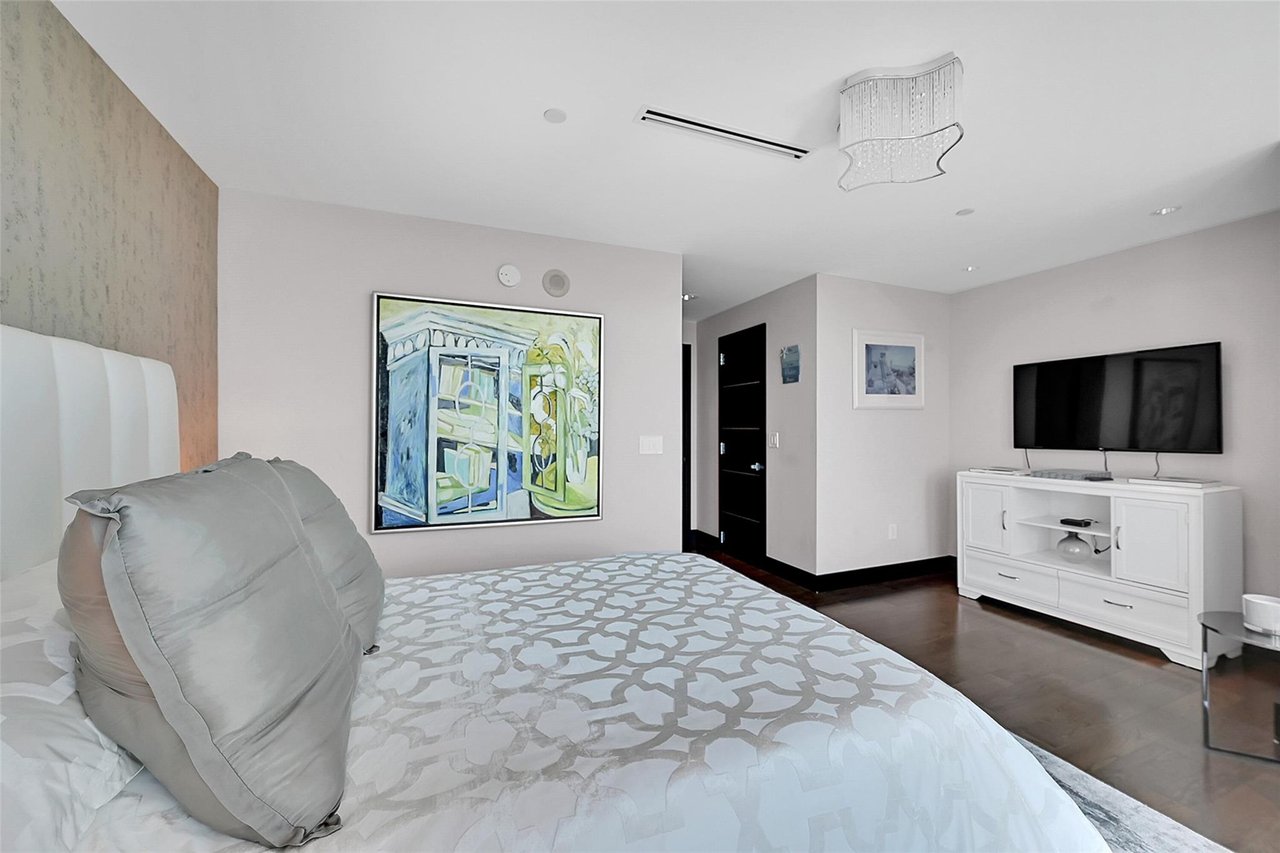 1 N Fort Lauderdale Beach Blvd 1905