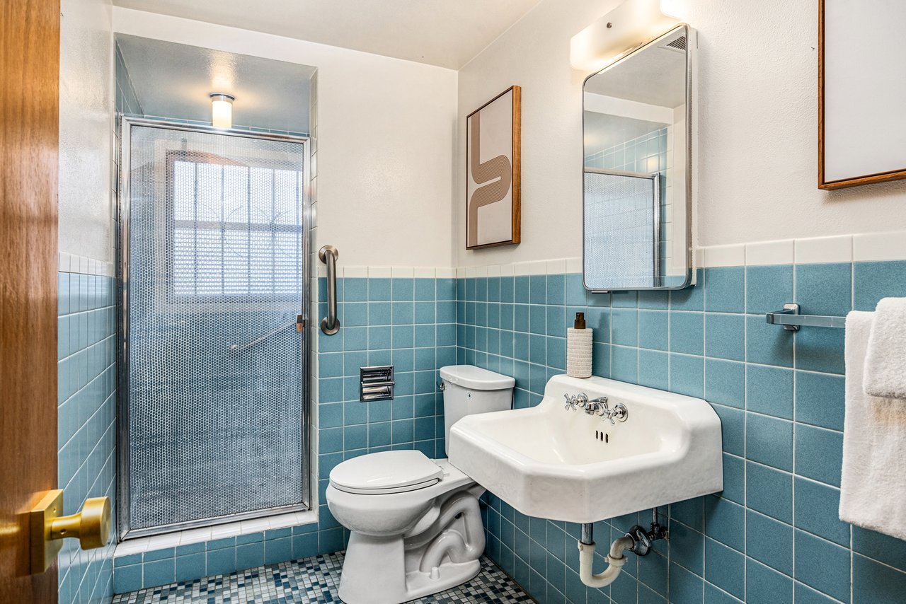 West Seattle Mid-Century Gem