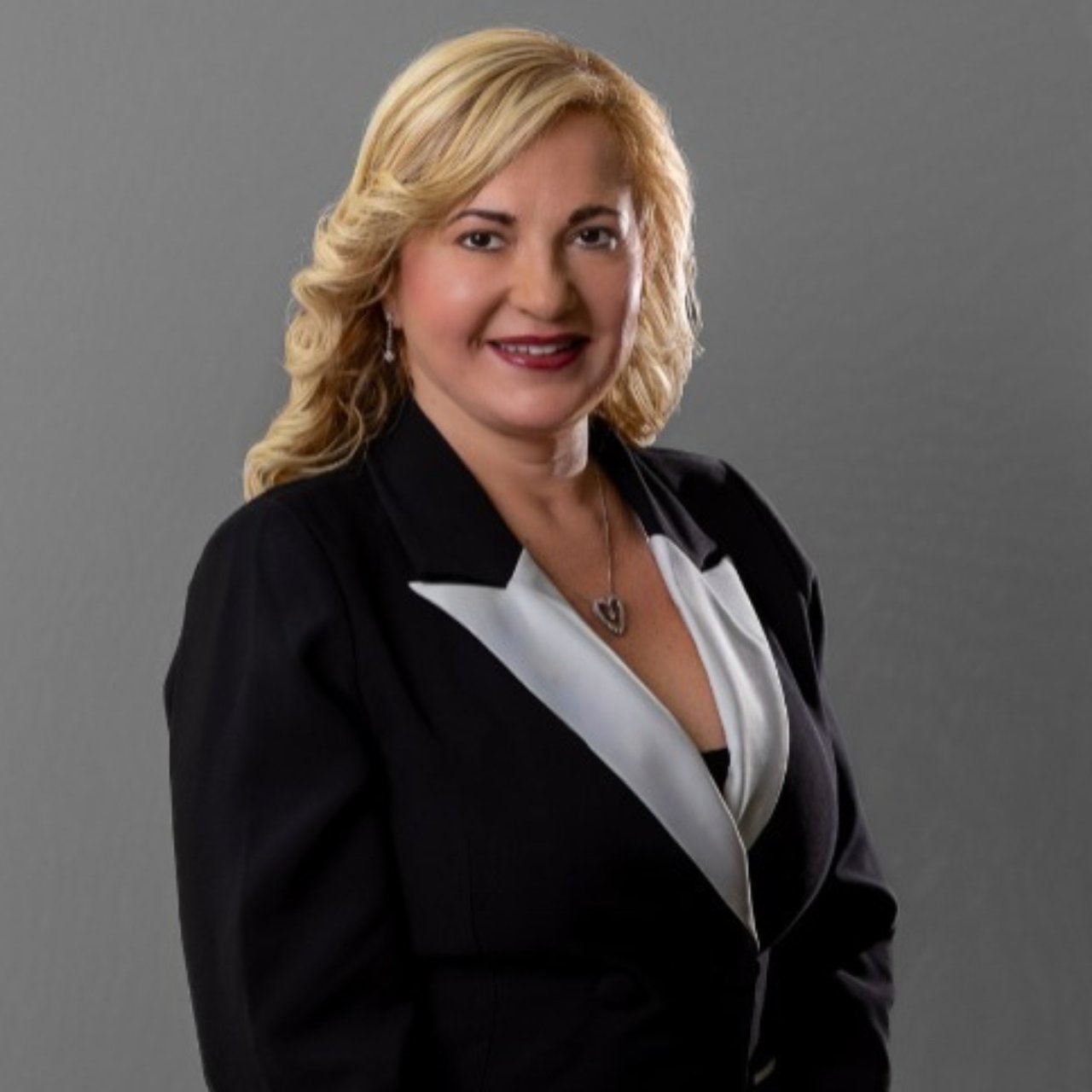Lucia Brooks-Towe Gainesville, GA Real Estate Agent Headshot