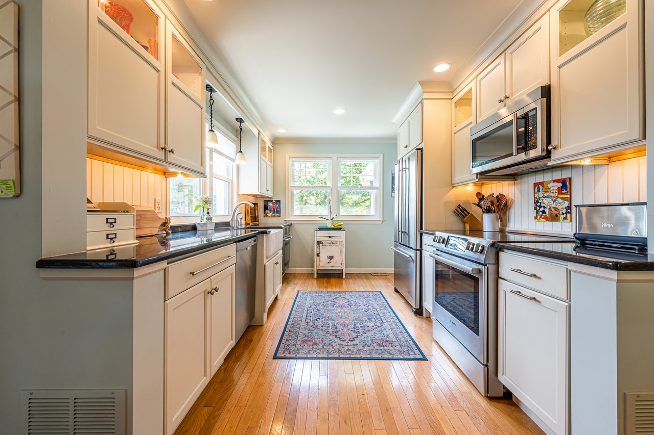 1819 Flint Hill Road