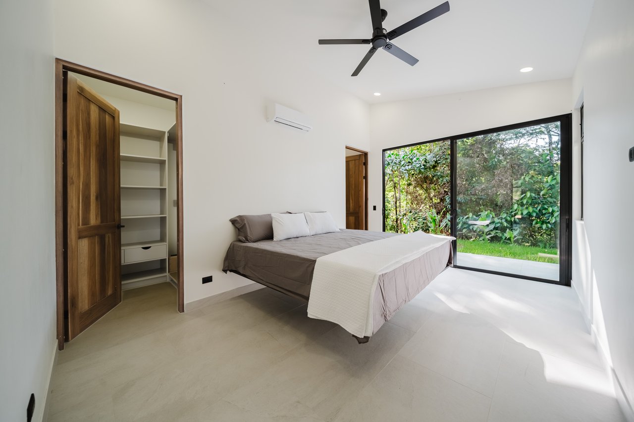 Casa Escondida, Contemporary Villa with Guest Suite