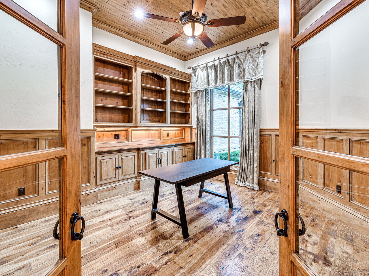 The Listing of the Week: 15613 Via Sierra – Esperanza Addition - Wyatt Poindexter - The Agency Oklahoma