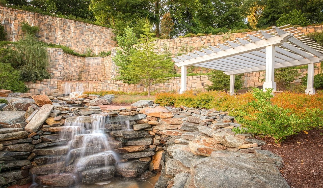 8201 River Rd, Bethesda, MD 20817