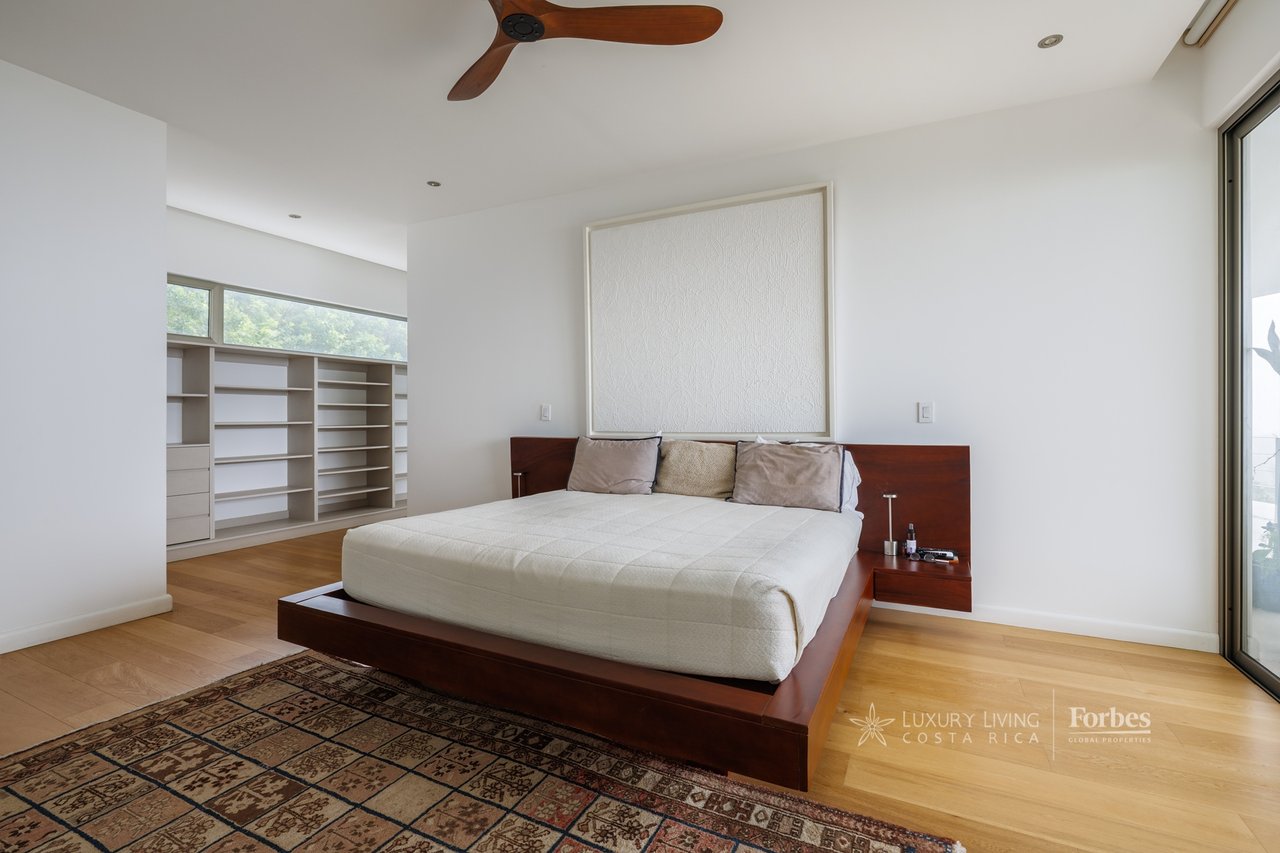 21363 - Modern Home with Panoramic Views in Villa Real 