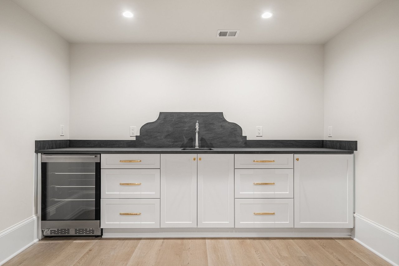 508 N Overlook Dr.