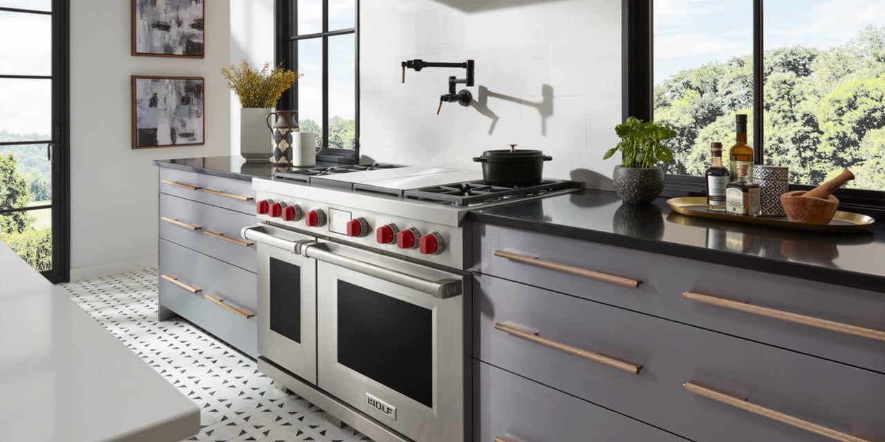 The Range That Sets the Tone for the Entire Kitchen