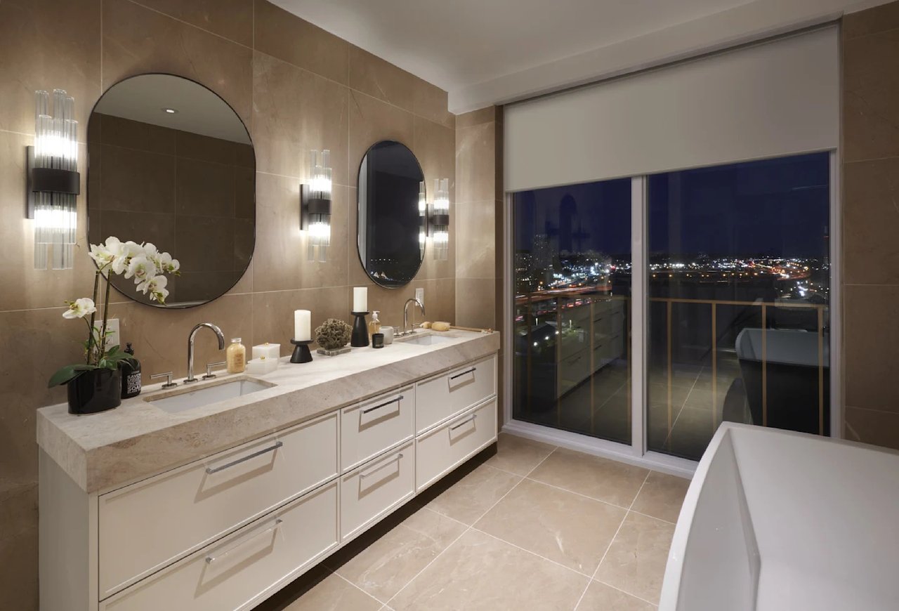 NEW AQUALUNA PENTHOUSE