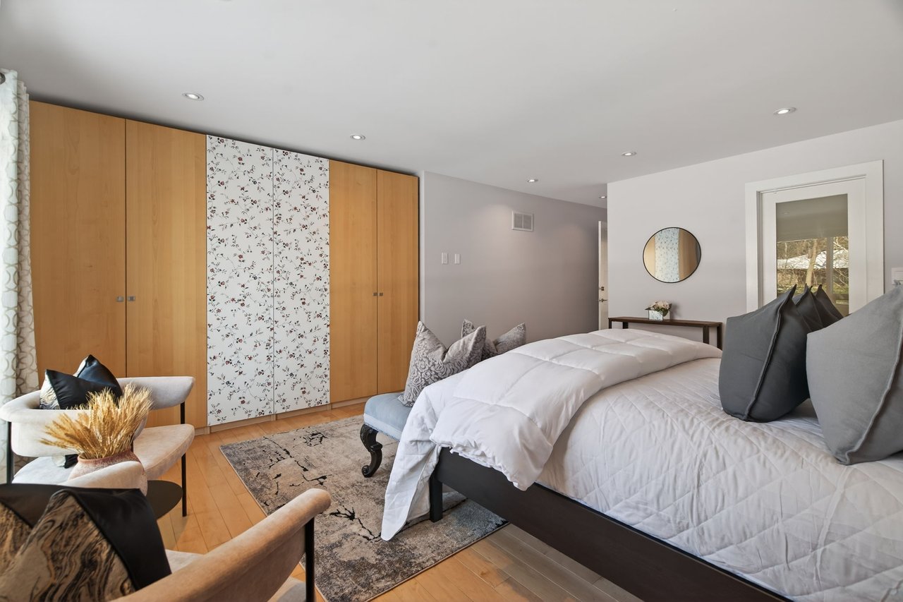 SOLD. Beautifully Updated Bungalow