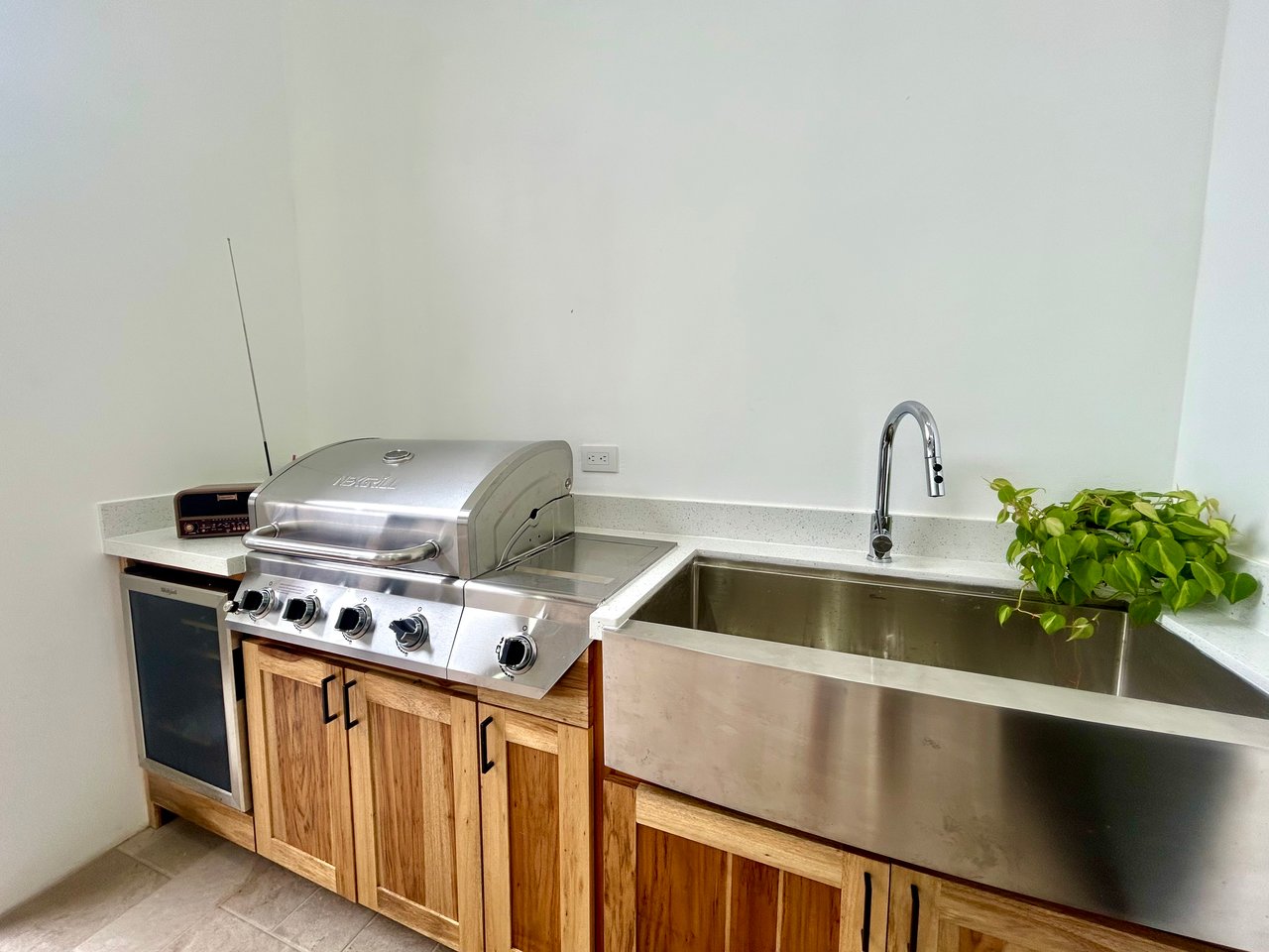Casa Jardines – 3 Bedrooms, 2 Bathrooms, Brand-New with Pool