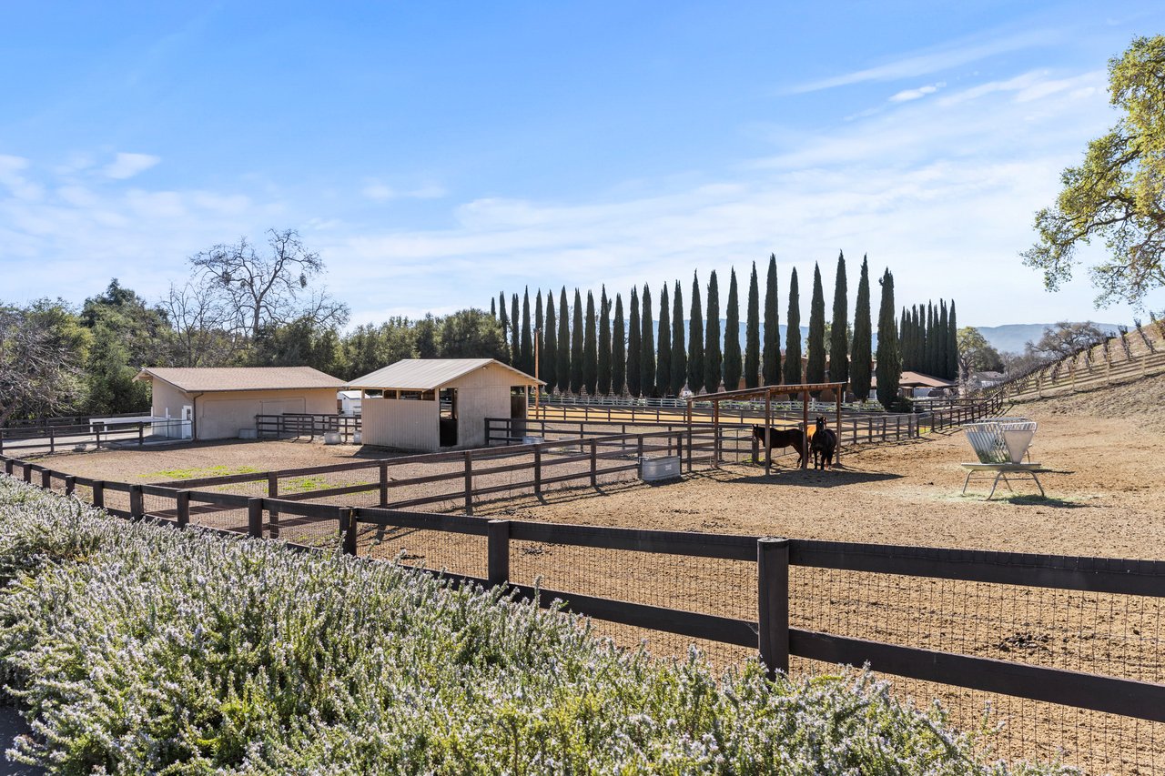 5+/- Acre Los Olivos Retreat
