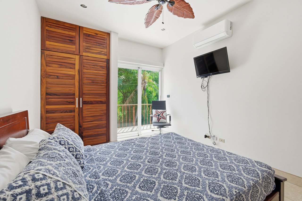 Twin Dolphins Penthouse | Unbeatable Beachfront Location with Exceptional Ocean Views and the Flamingo Marina!