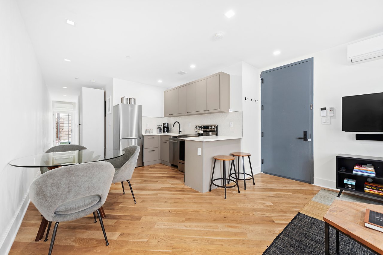 571 Lafayette Avenue